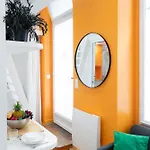 Lavie Maison Twin Sauna Studios